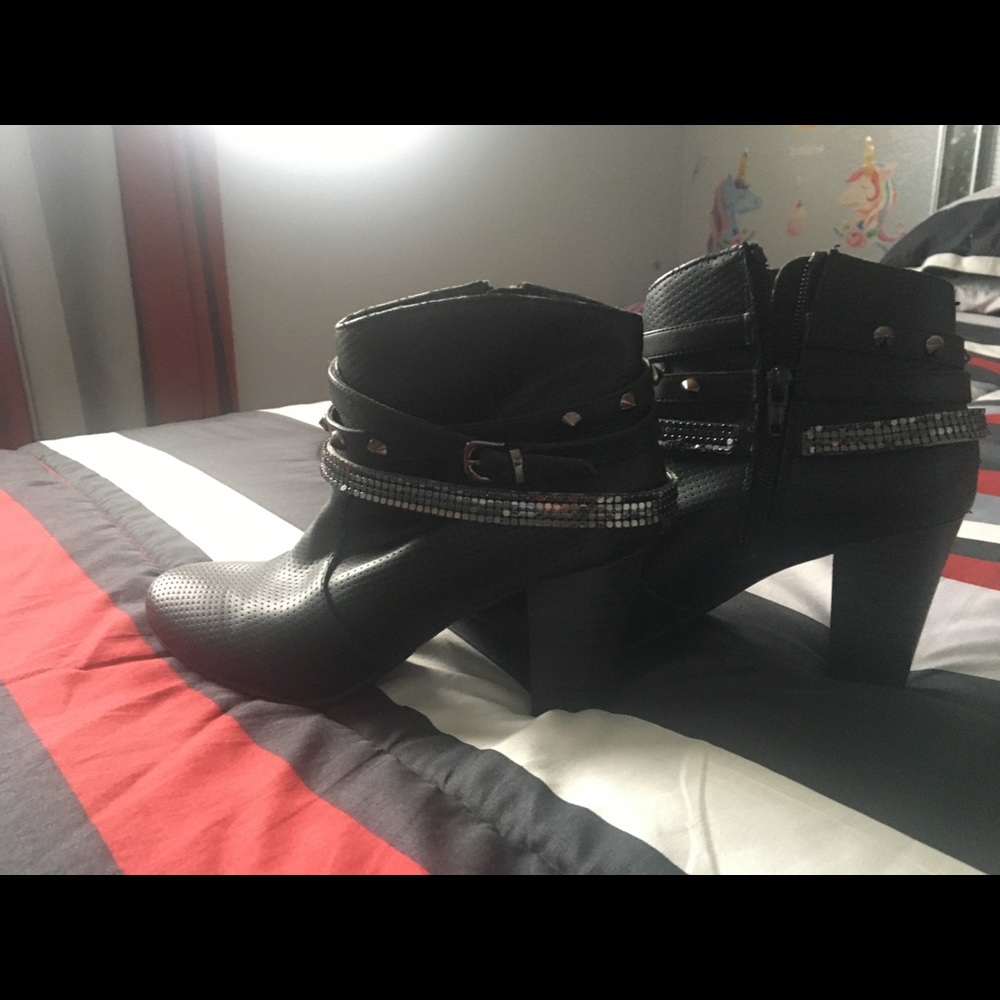 Jennifer Lopez Ankle boots